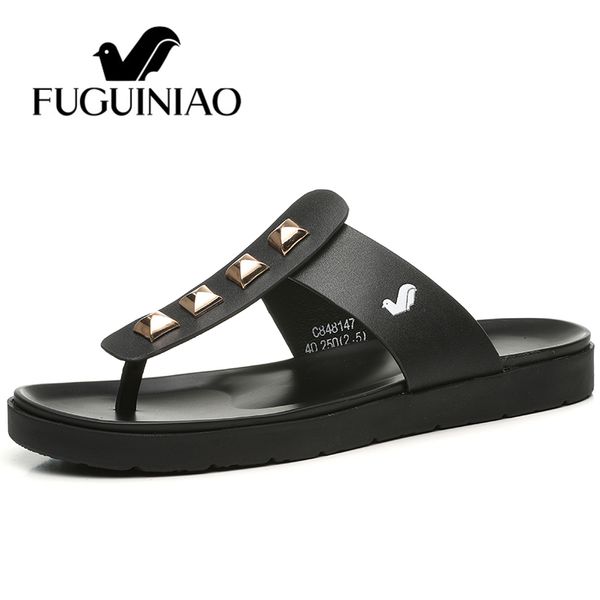 

fuguiniao fashion summer leather men's slippers / flip flops with rivets / color black , white size 38-44