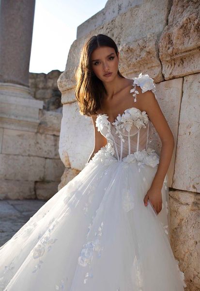 Mütevazı Pnina Tornai Zarif Balo Elbise Sweetheart Sırtsız El Yapımı Çiçek Gelinlik Gelinlikleri Süpürme Tren BR2742