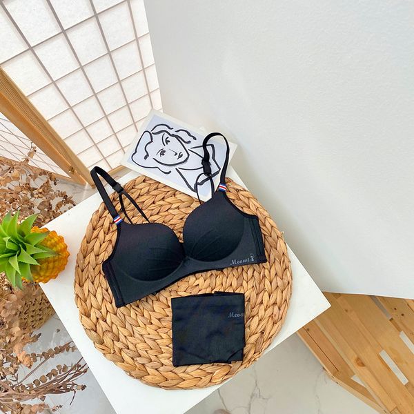 

new lingerie set seamless stripper bra and panty set wire ultra thin beauty lace back underwear panties and bra, Red;black