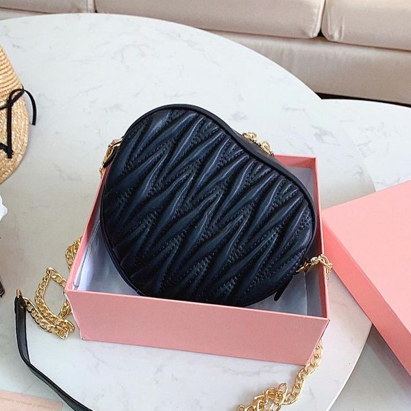 

женская сумка crossbody fannypack кошелек мода ruched некрасивых женщин цепи сумки на ремне форма любовь натуральной кожи кошелек бесплатная