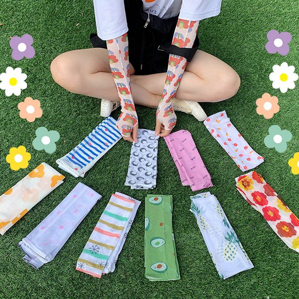 

korean sweet candy color crescent moon print sun arm sleeves cover women girls summer outdoor cycling cooling sun protection gloves, Black;white