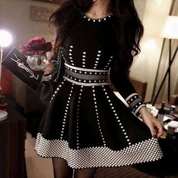 

2019 early autumn french temperament knit a-line slim dress, Black;gray