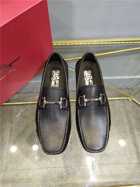

new men's loafers shoes fashion luxury leather shoes's mens boots men's shoes non-slip comfortable driving men's casual, Black