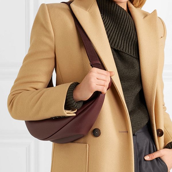 

женщины crossbody сумки новой сумка вина красного цвета черного широкий ремень single zipper half moon кожа pu chestbag для женщин