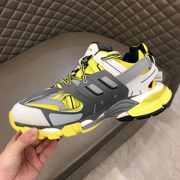 

2019 new triple s nylon and mesh track trainers running shoes men outdoor jogging designer shoes women walking paris dirty dad shoe -18