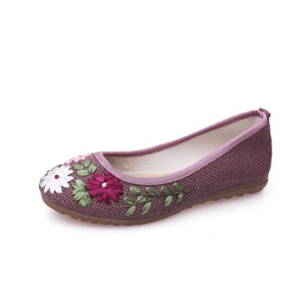 

embroidered women's causal shoes with cheongsam costume grey color chinese style flat hanfu old beijing embroidered cloth shoes show, Black