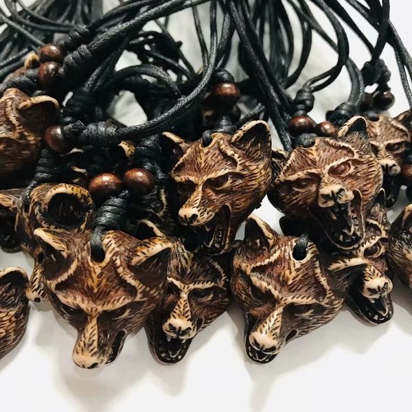 

yqtdmy 12 pcs punk cool boy men's faux yak bone carved mixed gothic wolf head totem charms amulet pendant gift, Silver