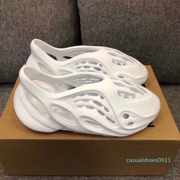 

kanye west slide qiao slippers foam runner sandal bone resin black desert slipper women mens tainers designer beach sandals slip 11c