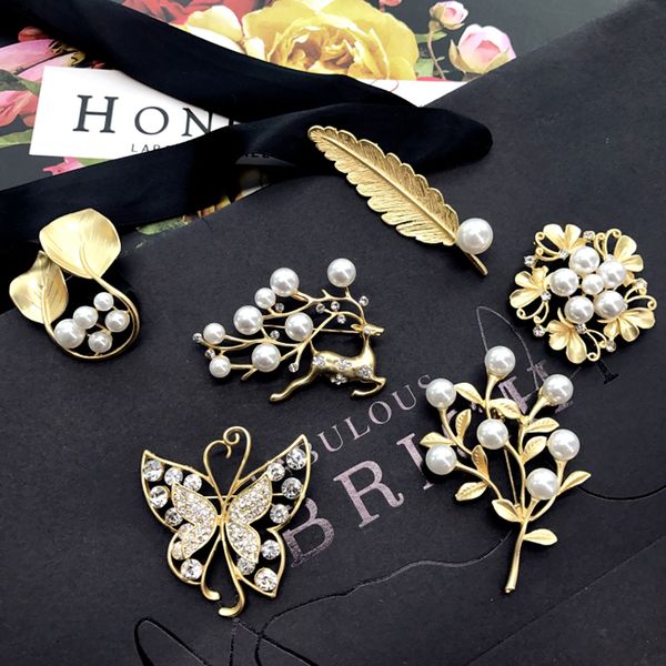 

qidian europe america fashion temperament dumb gold brooch female suit sweater pin korean crystal high-end accessories, Gray