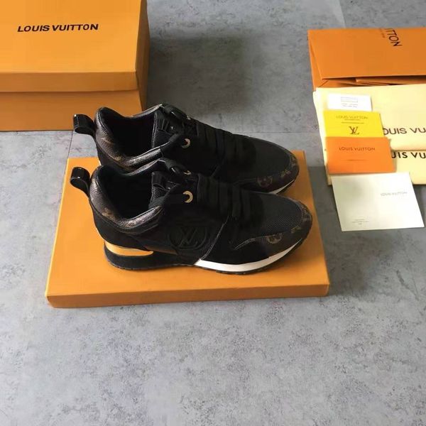 

2019 французский люксовый бренд случайные розовые кроссовки пара моделей многоцветный мужчины и женщины спортивная обувь высокого качества 35-46 с обувной коробке d