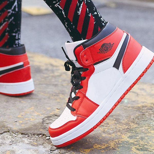 

mens 1 high travis скоттс low бесстрашный obsidian boy баскетбол обувь spiderman unc 1s top 3 banned бред toe девушки спортивные дизайнерски