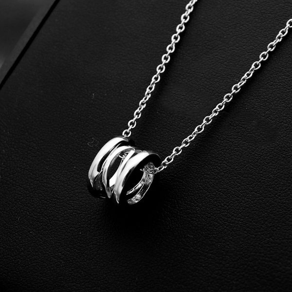 

2020 factory direct high version b letter hollow maze necklace lovers hollow water ripple necklace for men and women, Silver
