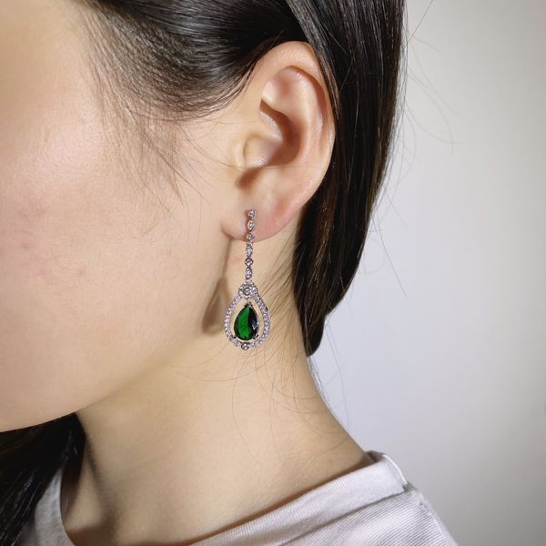 

delicate earrings 925 sterling silver 18k green zircon drop earrings show women's unique charm exquisite gift for women