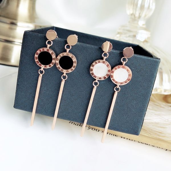 

yun ruo fashion black white roman number shell stud earring woman rose gold color titanium steel jewelry birthday gift not fade, Golden;silver
