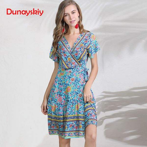 

2020 summer new floral printed derss v-neck lace dress female short sleeve above khee length floral beach style, Black;gray
