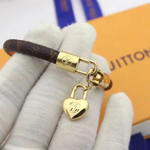 

Brand l bracelet with heart lock for women and man genuine leather bangle de ign in 18cm for women bracelet wedding jewelry gift, Black