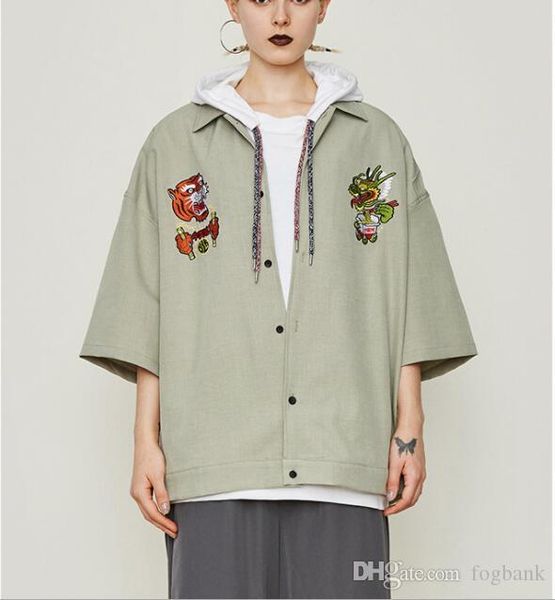 

spring summer t shirt 2019 new fashion brand men's women's loose short-sleeved shirt embroidered with chinese style restoration gu, White;black