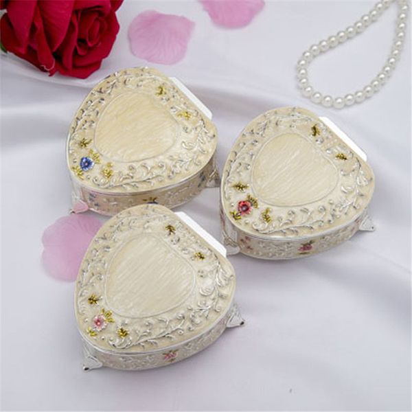 

creative metal cute korean style rose jewelry box simple heart-shaped gift jewelry deskstorage box, Pink;blue