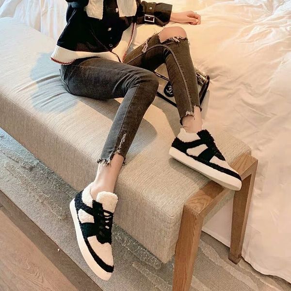 

2019 winter new flat shoes women fashion simple color matching plush decoration warm comfortable casual shoes, Black