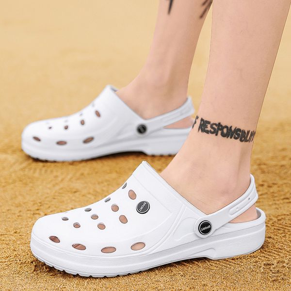 

2020 new runner water shoes beach sports slippers sandals hole breathable designer for women men casual slip on sneakers 36-49 029, Black