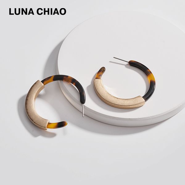 

chiao fashion worn gold plating leopard tortoise shell circle disc earrings with metal bar, Silver