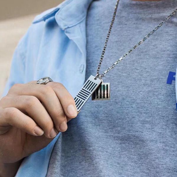 

19fw vuittton damier black necklace letter block necklace men women hip hop outdoor street accessories festival gift necklace hflsxl003