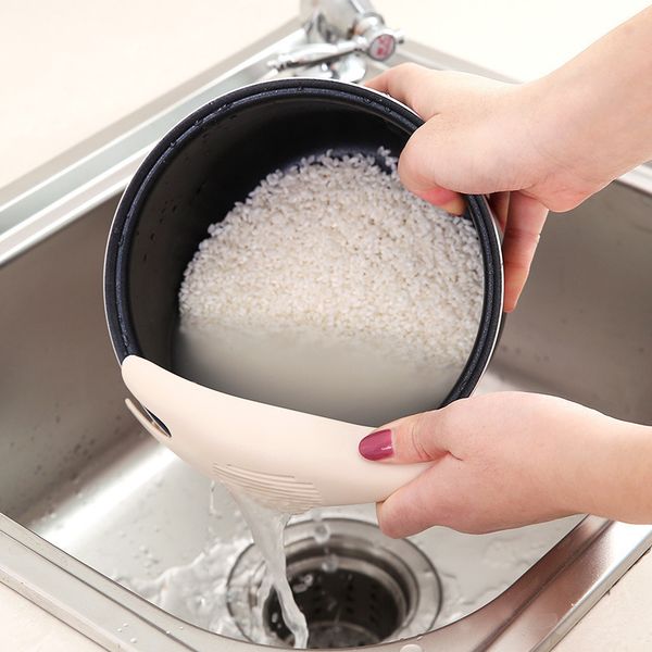 

home creative hand rice washing device kitchen multi-function rice washing spoon drainer portable filter rice washing device