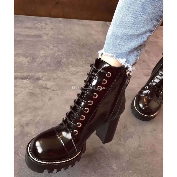

2019 sell fashion designer women martin boots shoes women high heels animal flamingos motifs chunky heel martin boots shoes lady shoes, Black