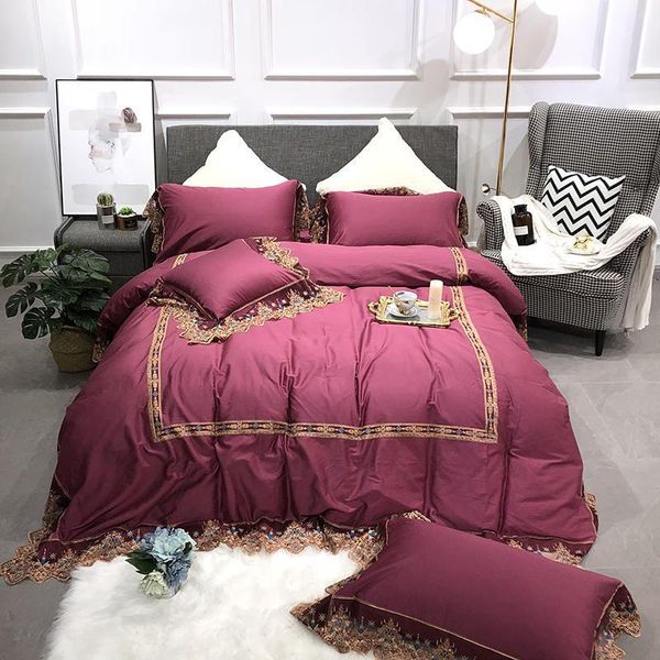 

solid red green egyptian cotton duvet cover set gold lace with blue gem bedding set 4pieces  king size bed sheet