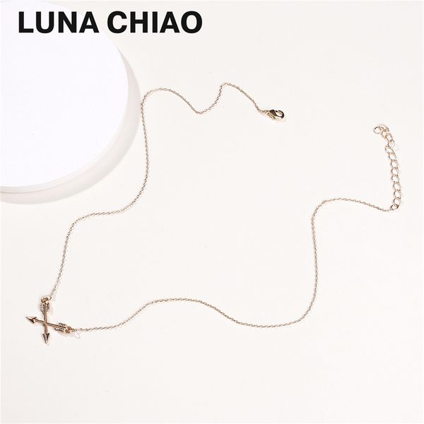 

chiao gold plating delicate chain double arrow head mini pendant necklace, Silver