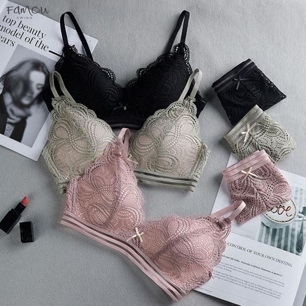 

Set Hollow Women Out Sexy Lingerie Bra Briefs Set Wire Free Lace Bra Set Thin Bralette Panties Soft Adjusted Straps Underwear