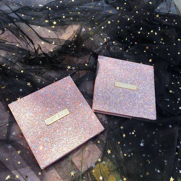 

christmas 16 color eyeshadow palette glitter soft mashed potato texture shining eyes matte color polarized sequins shimmer