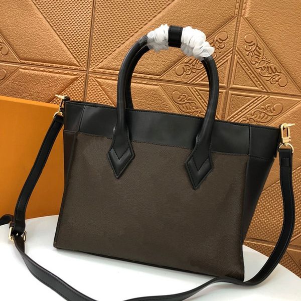 

l веок на моей оѬоне ђмки конѬђкоѬа нађѬалной кожи мод оализаоѬов m5