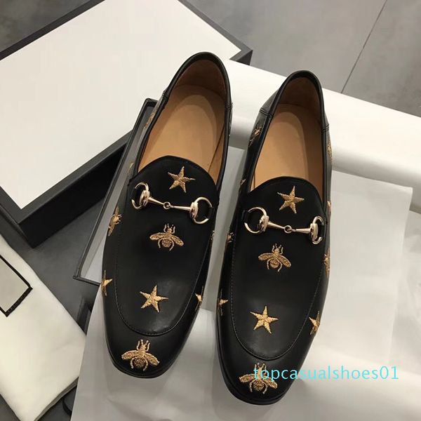 

luxury mules princetown leather loafers men muller slipper shoes black star small bee metal chain men wonen fur slippers t01