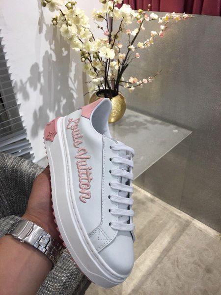 

3qluxury autumn and winter high -end women 's casual shoes ,fashion women 's boots ,high -quality sports shoes ,fre, Black