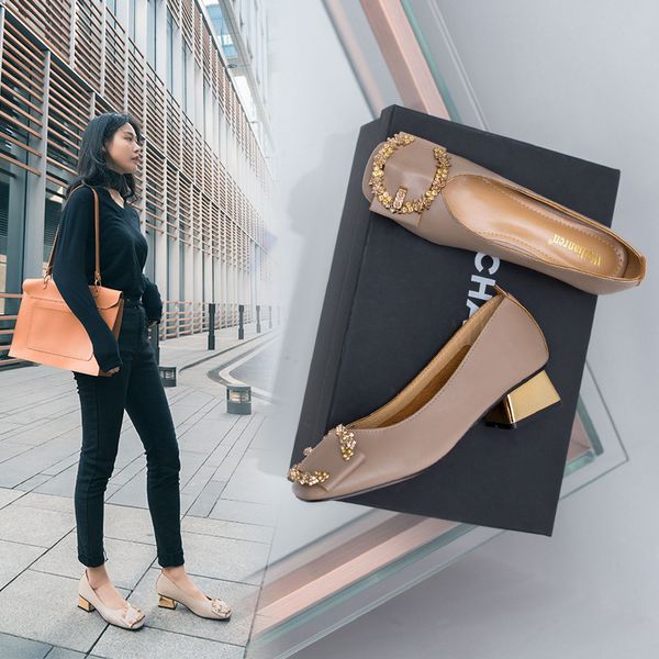 

2020 spring and autumn single shoes womens square head middle heel shoes water drill shallow mouth thick heel size 3243 mary jane, Black