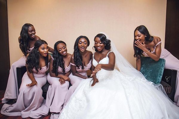 

2019 blush pinl lace pearl beaded mermaid bridesmaid dress off shoulder african wedding guest gown formal party prom evening dress, White;pink
