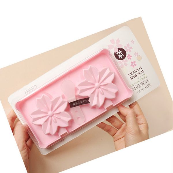 

homemade popsicle ice cream mold diy refrigerator ice cream box pink