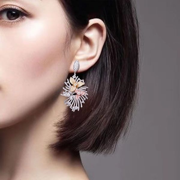 

fashion- middle east europe and the united states inlaid zircon full drill atmosphere exaggerated hollowed-out butterfly geometric lines, Silver