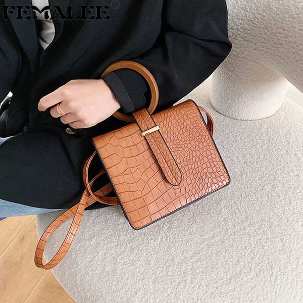 

2020 spring new shoulder messenger bags women wooden round handle purse and handbags crocodile print tote bags