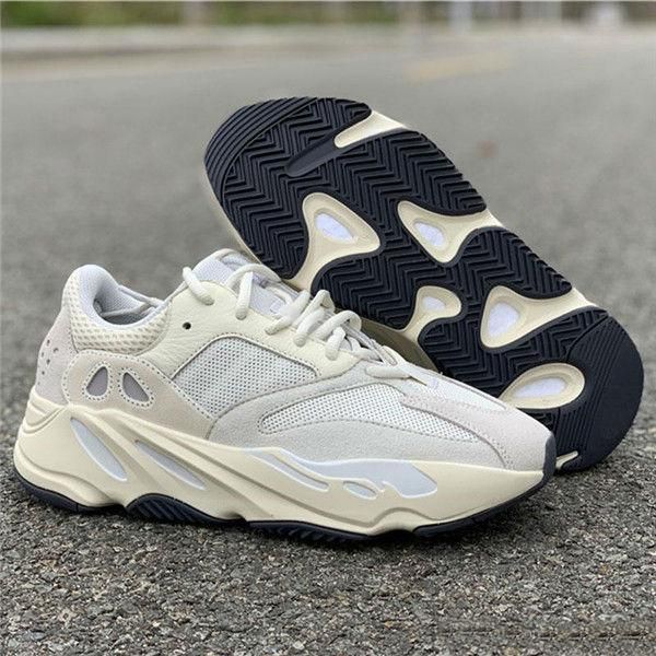 

2019 wholesale wave runner 700 analog mens running shoes geode static mauve salt solid grey inertia fashion women sports sneakers shoes