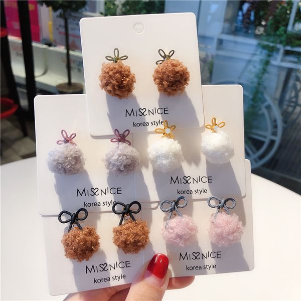 

2019 winter new trendy lamb fur pom pom ball drop earrings for women fashion bijoux sweet flower boucles d oreille femme, Silver