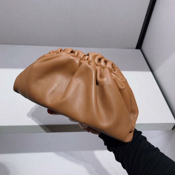 

The pouch real leather envelope bag luxury handbag women bag de igner voluminou rounded hape pur e and handbag clutche