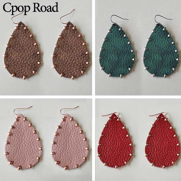 

натуральная кожа teardrop серьги для женщин заклепки funk себе высокое качество мода мотаться серьги multicolors 12pairs / много груза паден, Silver