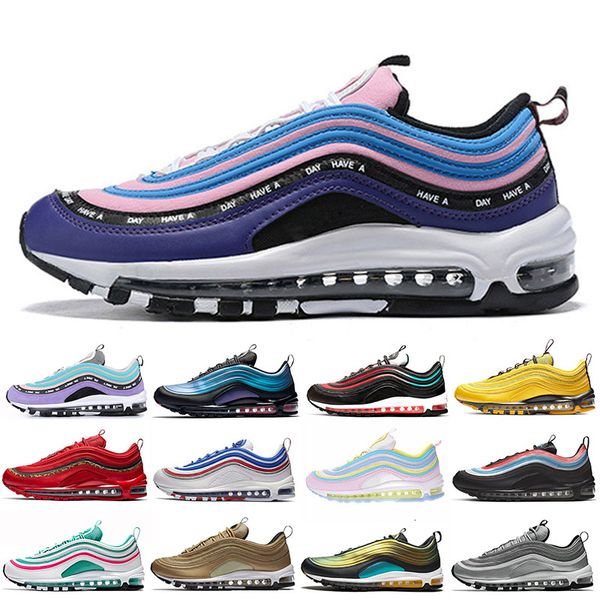

fashion running shoes for women men air cushion court purple triple white black metallic silver neon seoul undefeated sports sneakers nik