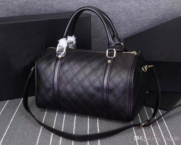 

new outdoor classic luxury designer speed handbag 32cm upscale soft and delicate calfskin luggage travel bag super trendy shoulder ba
