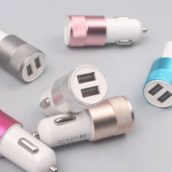 

dual usb мобильный телефон автомобильное зарядное 2.1a + 1.0a с ic быстрая зарядка адаптер универсальный 12v