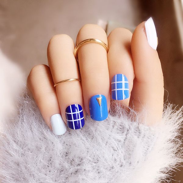 Fake Nail Art Latticed Striated Decoration Short Square Head Full