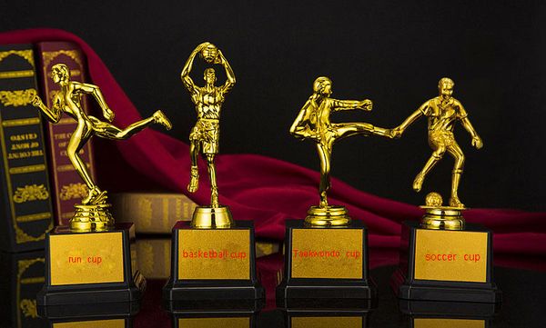 Harz-Basketball-Fußball-Trophäe, Sport-Trophäe, Vergoldung, Handwerk, Souvenir, kleiner goldener Mann, Fußball, Basketball, Taekwondo-Lauf