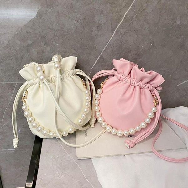 

лето 2020 новая мода простой pearl портативный сумка женский pull-пояс мини плеча bucket bag